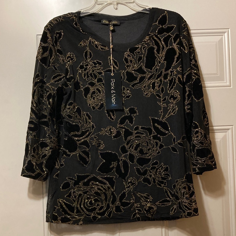Black and Gold Floral‎ Women's Top M NWT